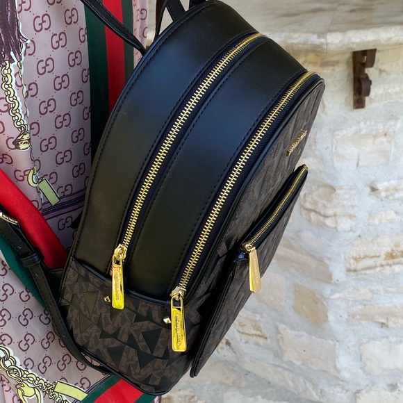 Michael Kors Adina signature backpack brown NWT - Picture 2 of 13